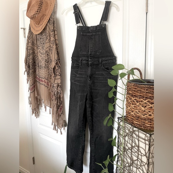 Lucky Brand Denim - Lucky Brand Bridgette Slim Straight Cropped Overalls